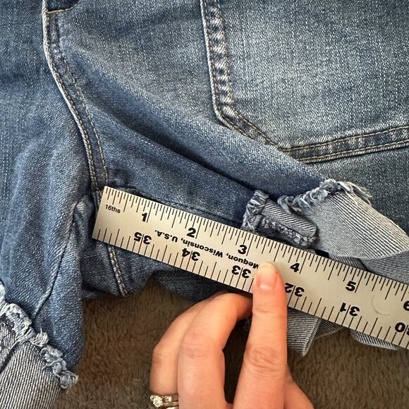 Wit and Wisdom High Rise Cuffed Stretch Shorts Women's size 6 - Picture 7 of 7